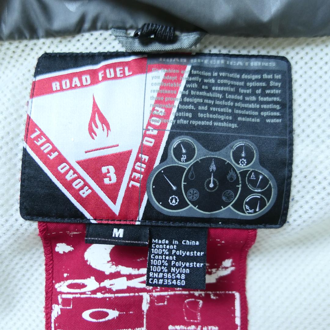 VINTAGE 90-00s L-XL Mountain Parka -OAKLEY-