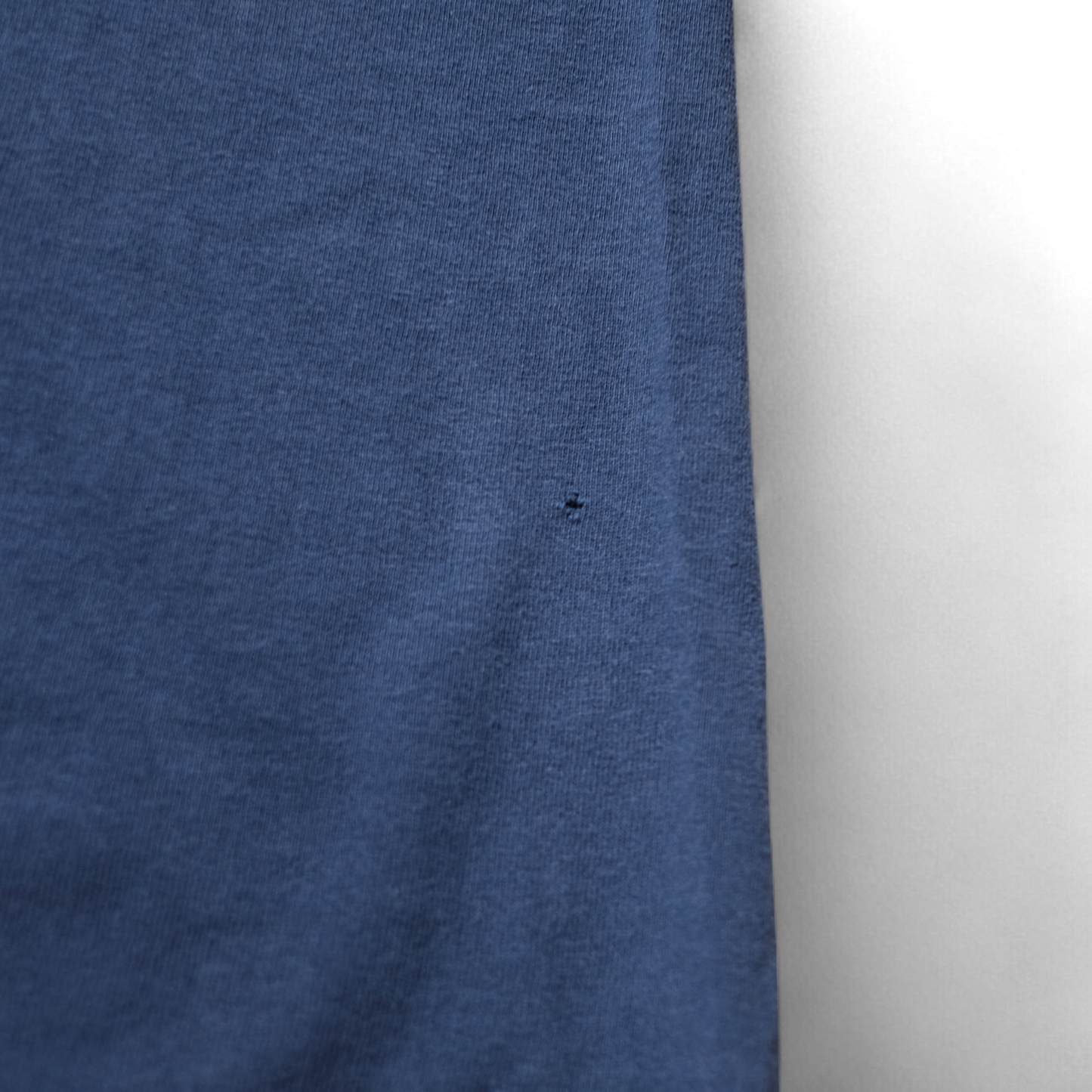 00s Message Tee "TRUST ME. I'M PERFECT"