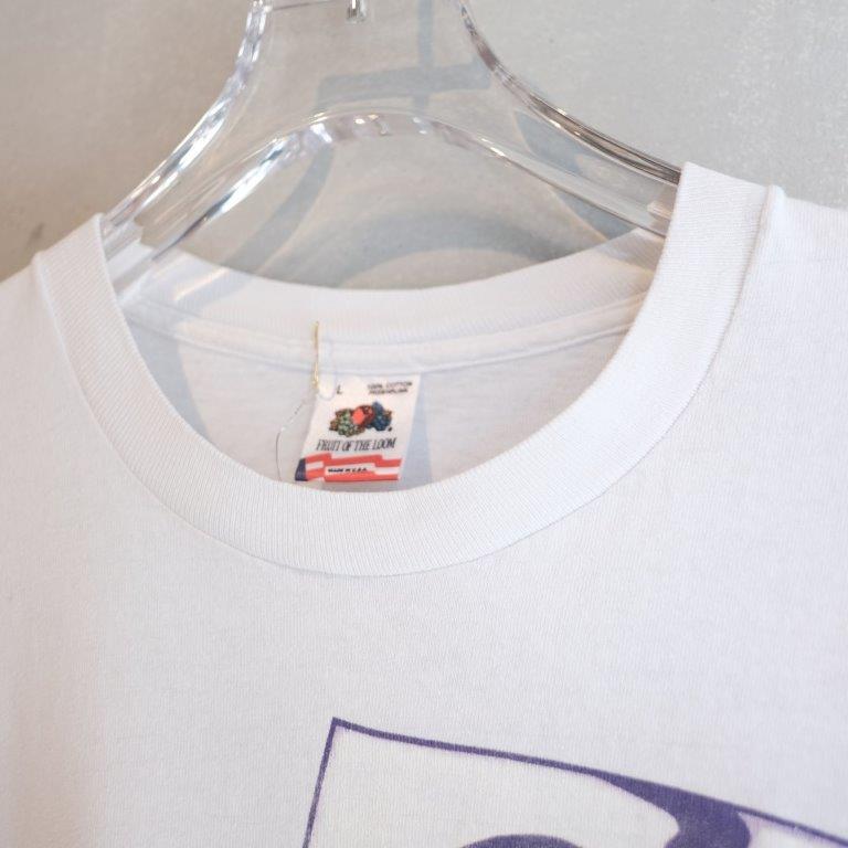 90s "Shakespeare" Tee⠀