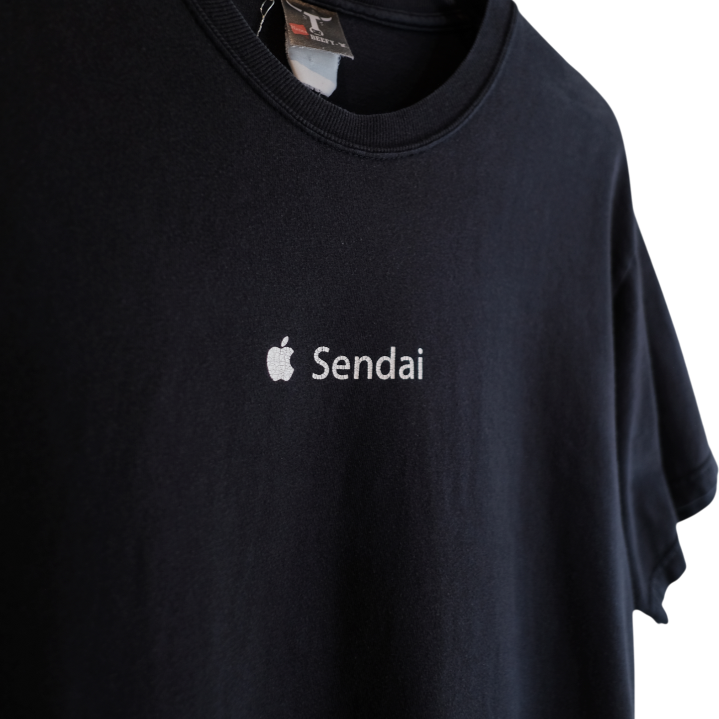 2015's Shop Tee "Sendai" -Apple-