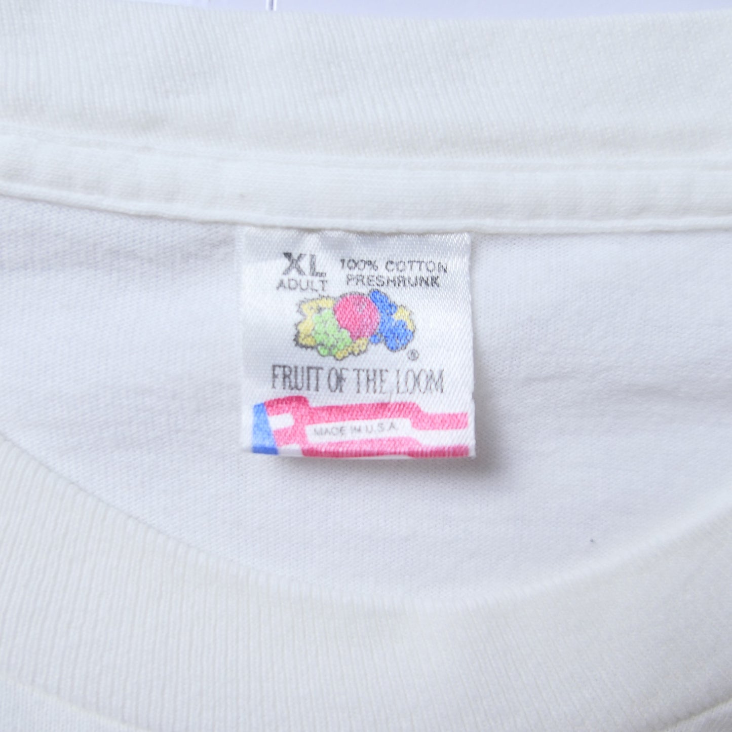 VINTAGE 90s XL Art Tee -EWE INC.-