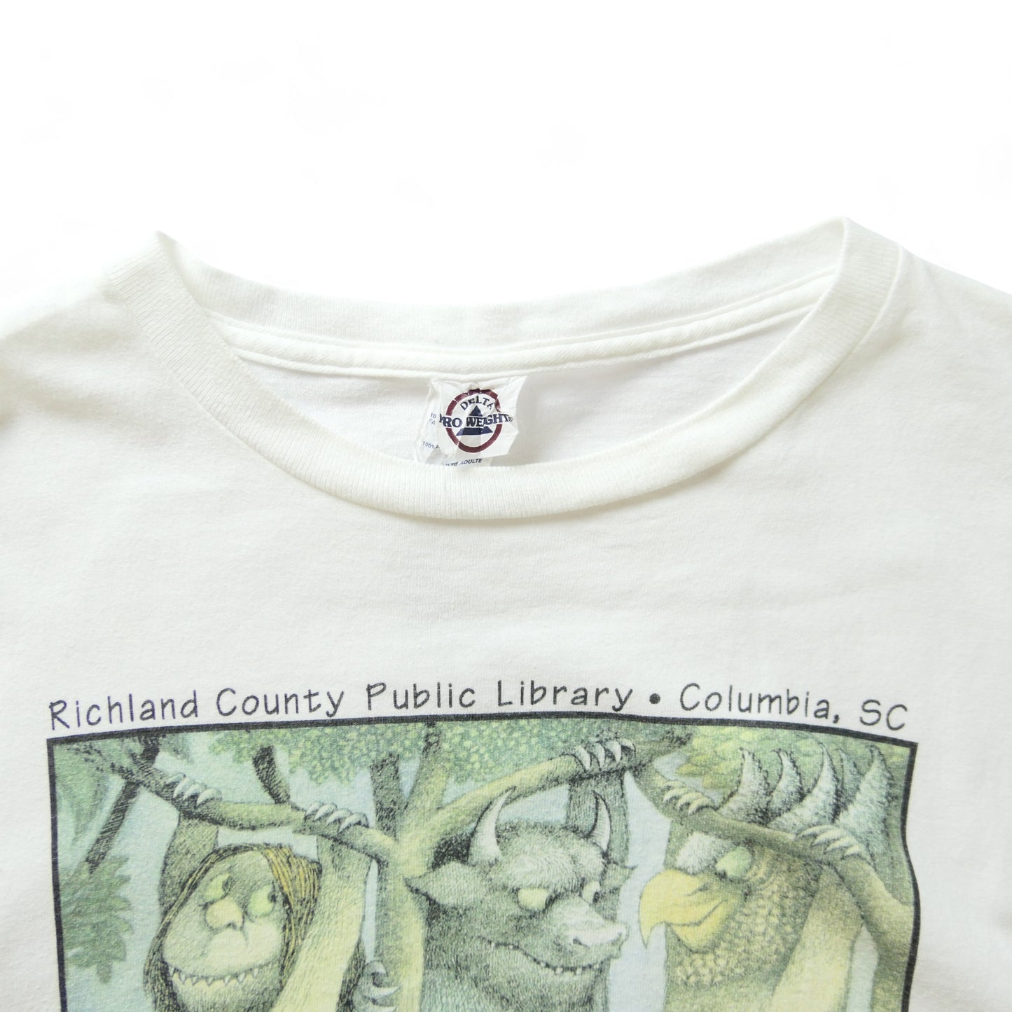 VINTAGE 90-00s XL Character Tee -Where The Wild Things Are-