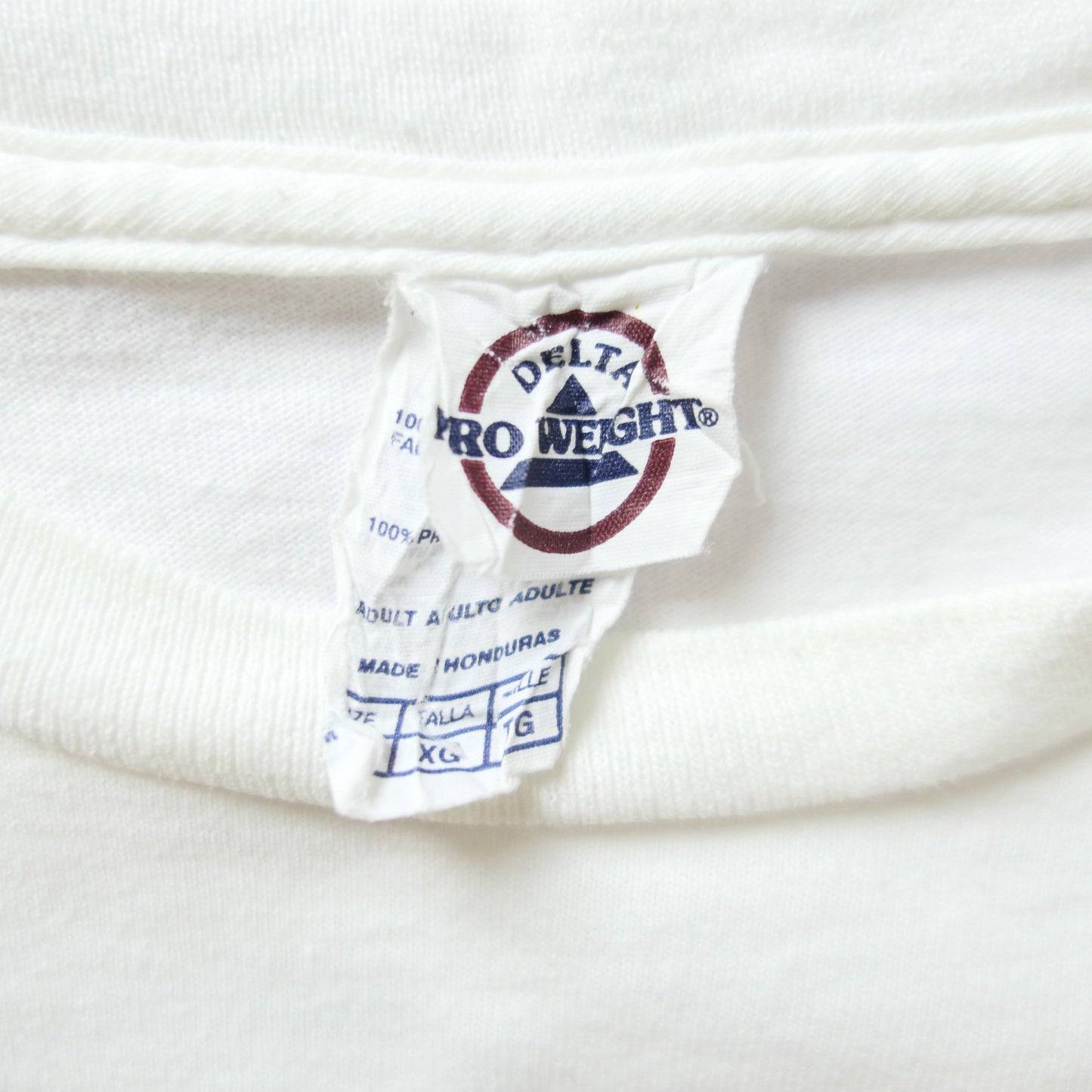 VINTAGE 90-00s XL Character Tee -Where The Wild Things Are-