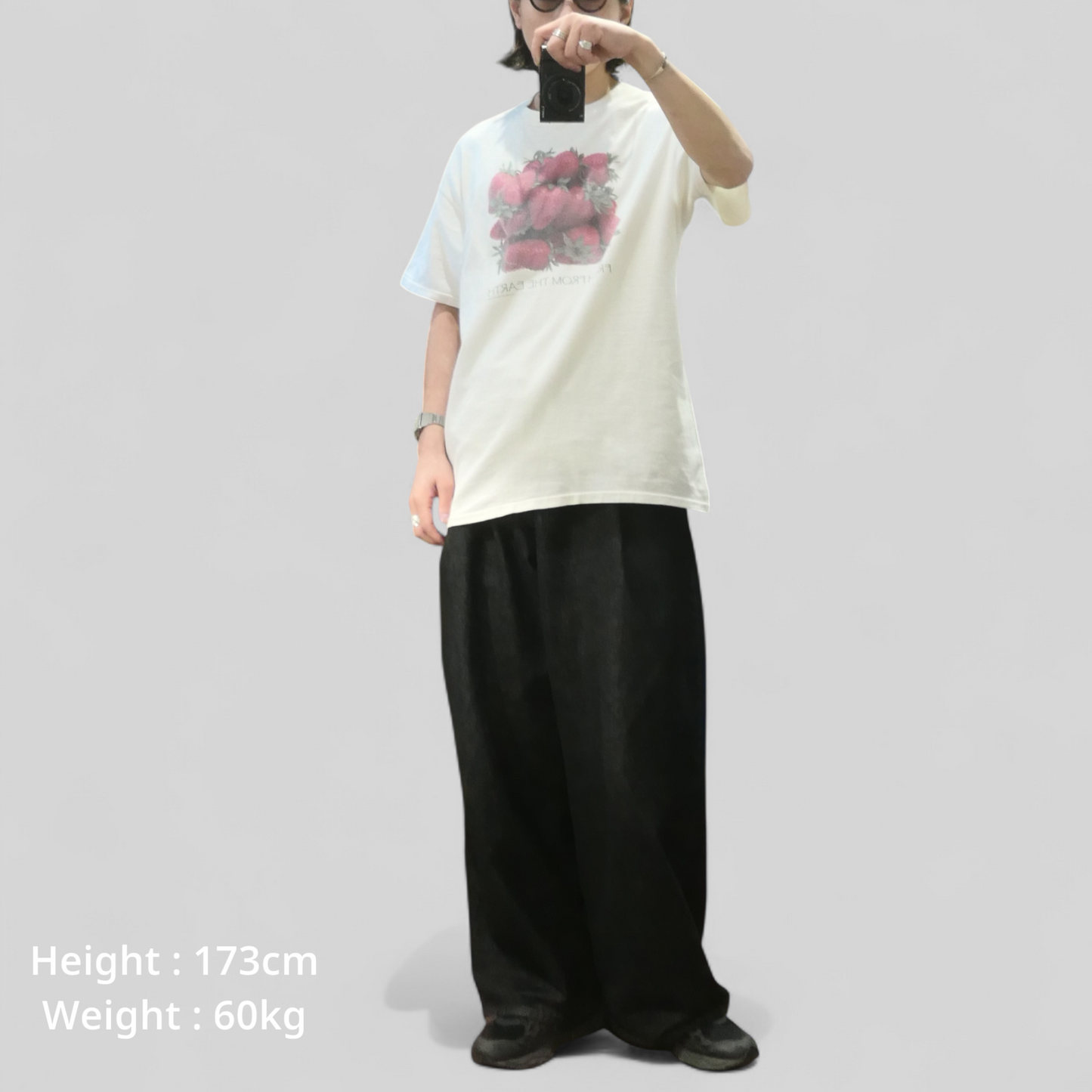 90s Fruit Art Tee -Planet The Earth-