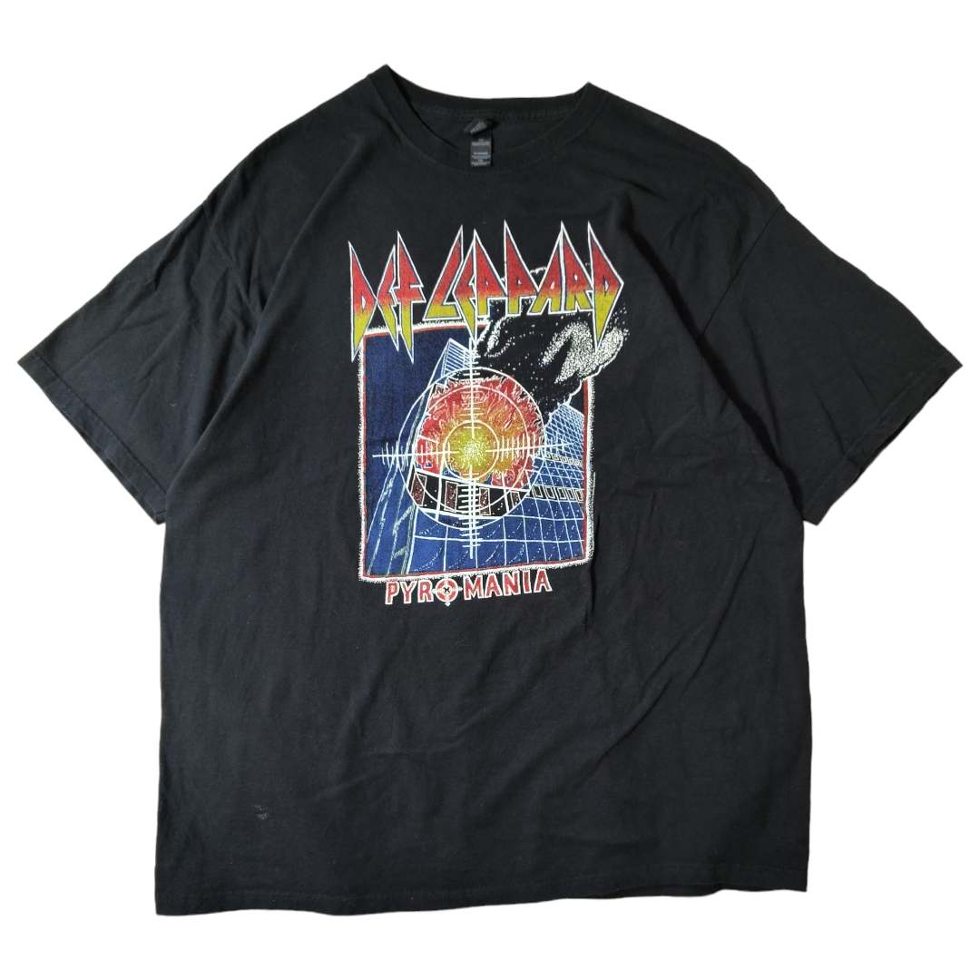 USED XXL Rock band T-shirt -DEF LEPPARD-