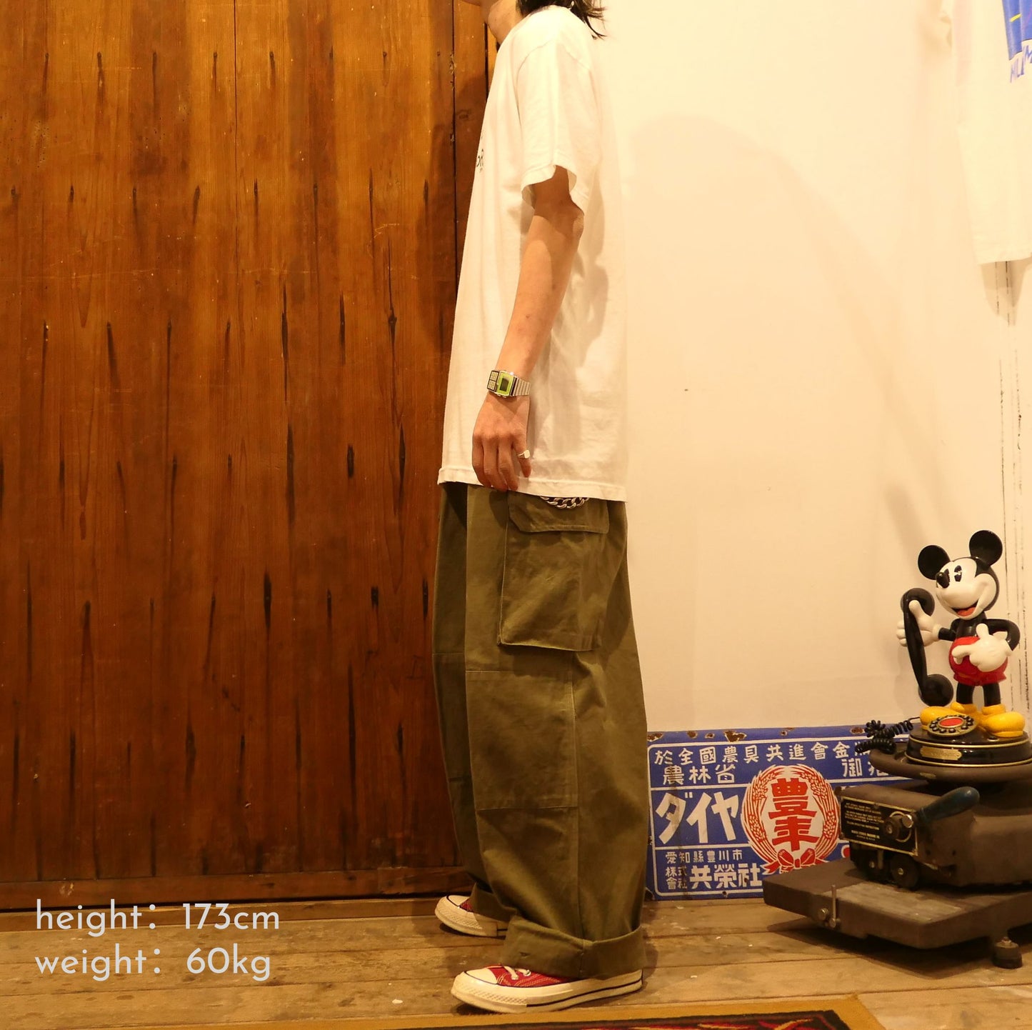 VINTAGE 90-00s L Message Tee -TRUST ME I'M A DOCTOR-