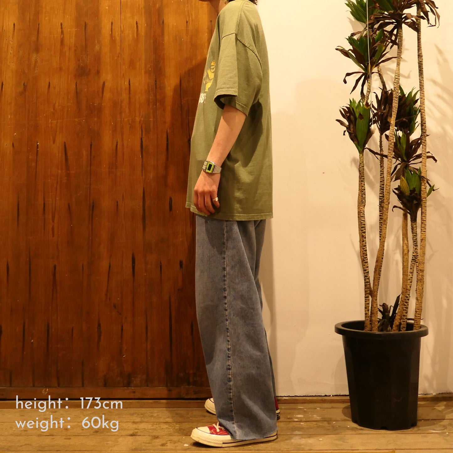 VINTAGE 90-00s XL Character Tee -WHERE THE WILD THINGS ARE-