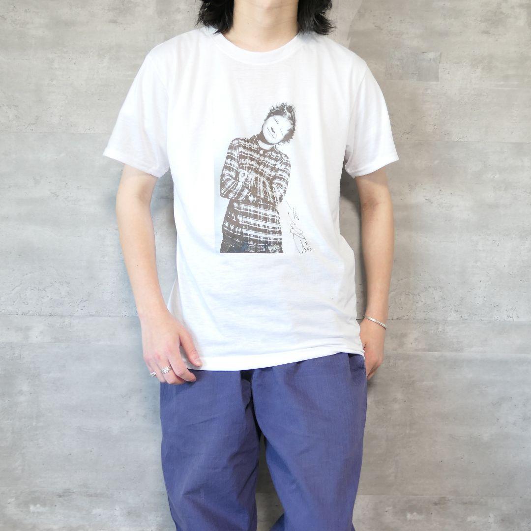 USED M Artist T-shirt -Ed Sheeran-