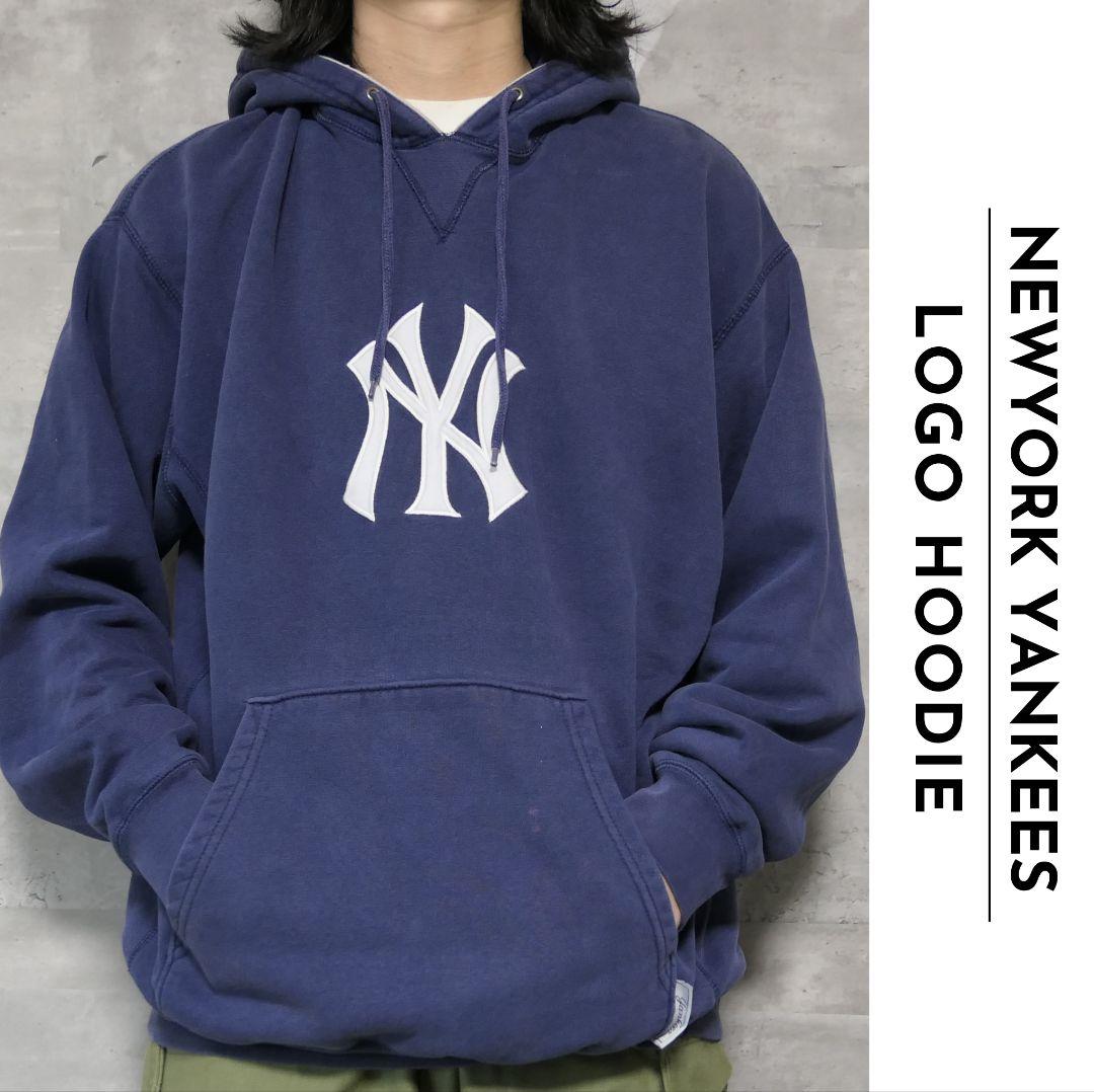 USED L~XL Logo hoodie -NEWYORK YANKEES-