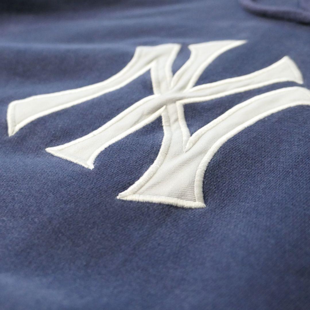 USED L~XL Logo hoodie -NEWYORK YANKEES-