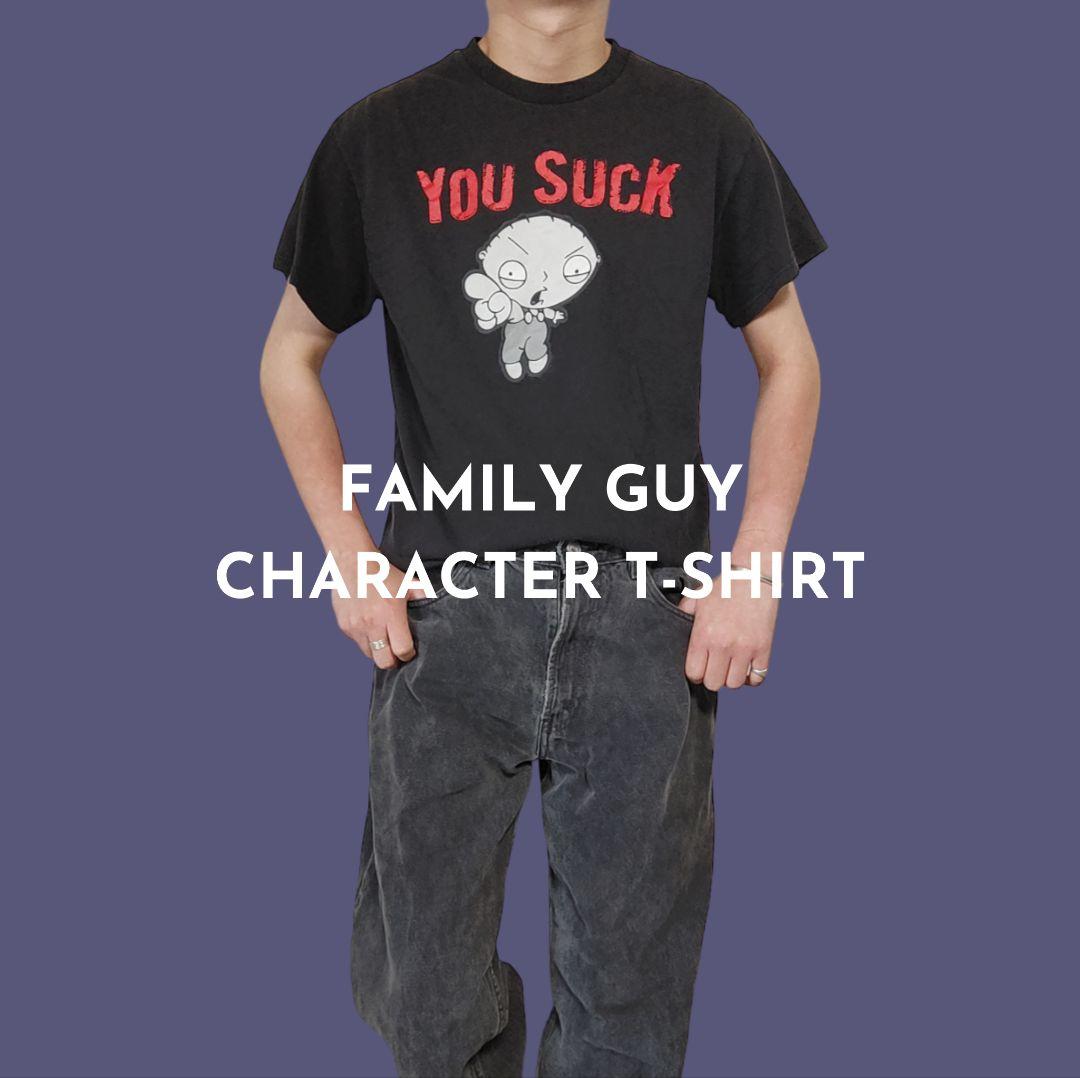 USED M Character T-shirt -FAMILY GUY-