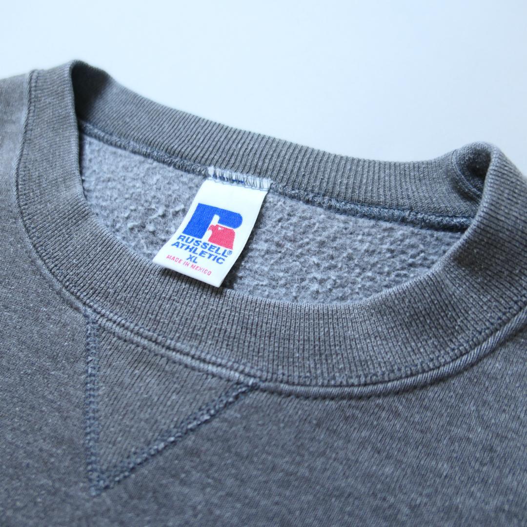 VINTAGE 90-00s XL Plain Sweatshirt -Russell Athletic-