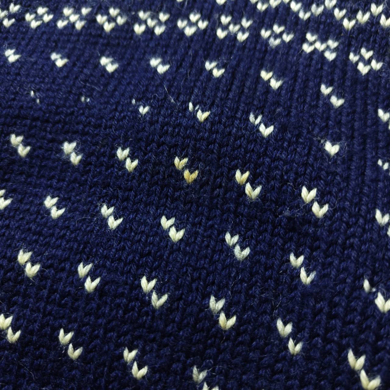 VINTAGE 80s Nordic Patterned Sweater -DALE OF NORWAY-