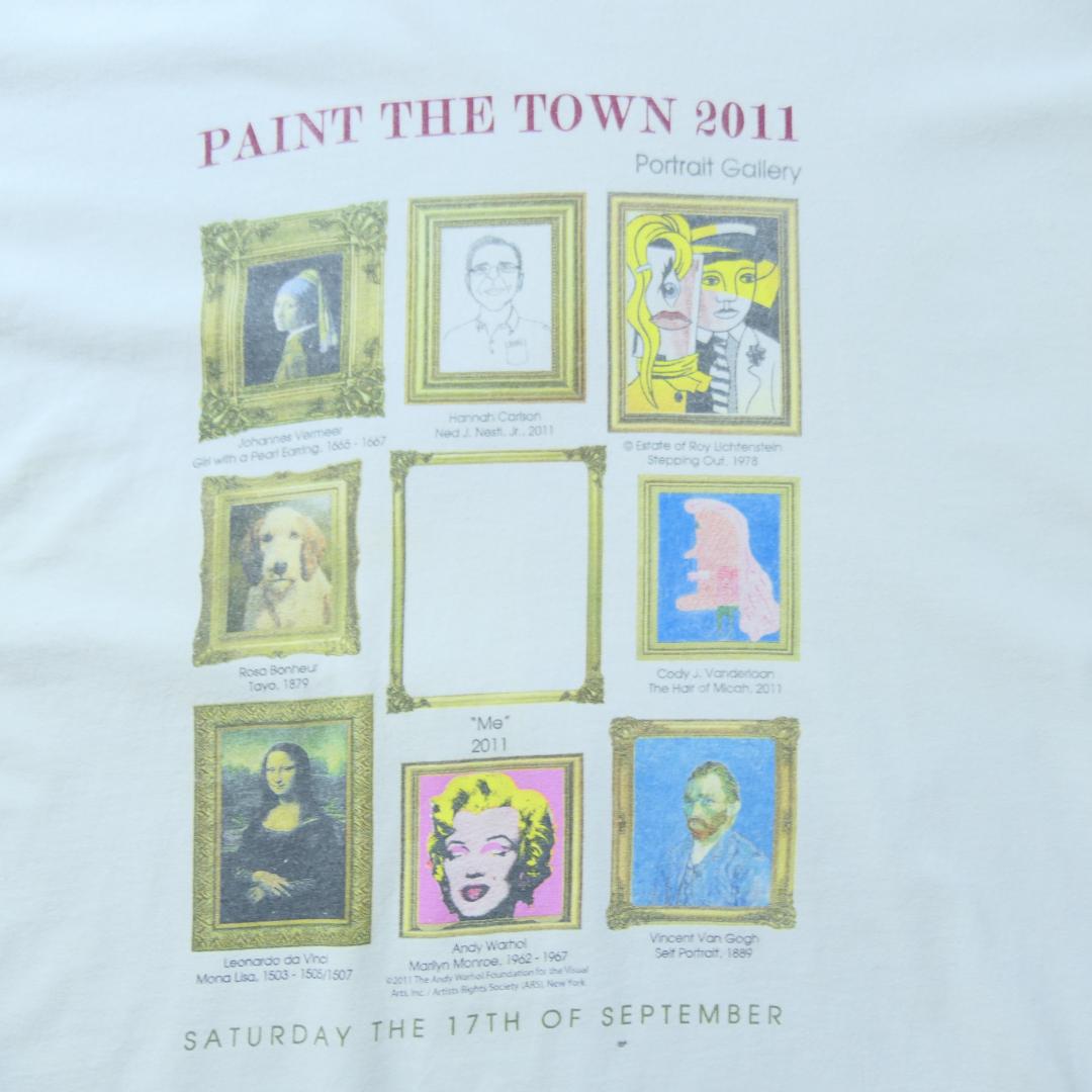 USED XXL Art Tee -PAINT THE TOWN 2011-