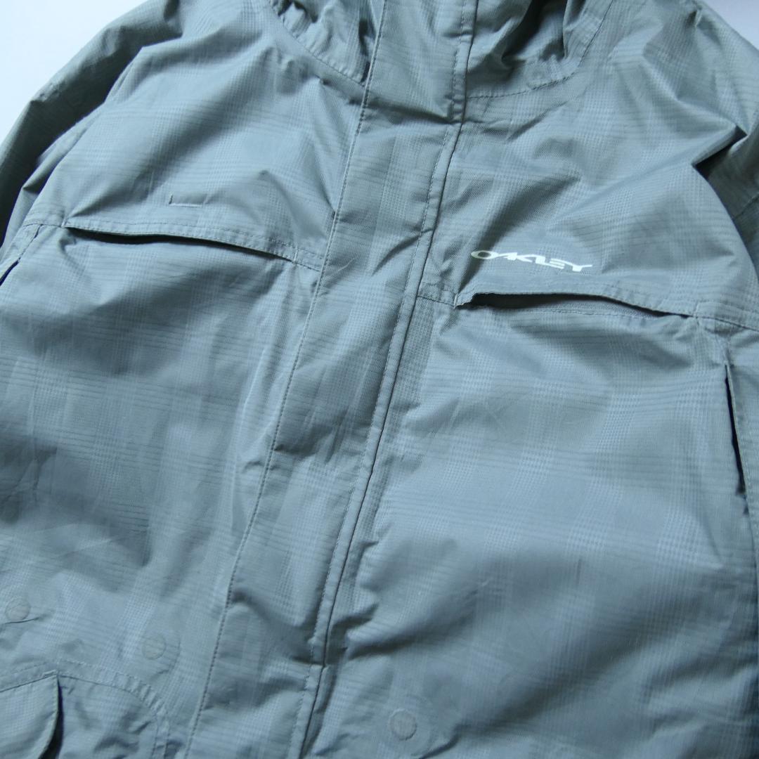 VINTAGE 90-00s L-XL Mountain Parka -OAKLEY-