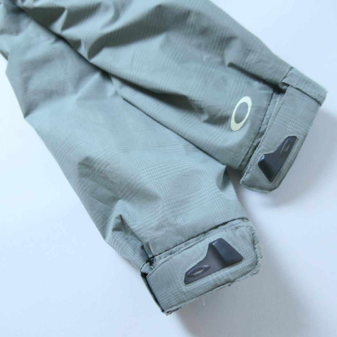 VINTAGE 90-00s L-XL Mountain Parka -OAKLEY-