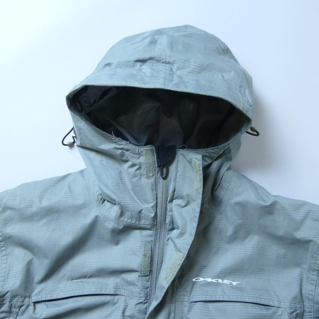 VINTAGE 90-00s L-XL Mountain Parka -OAKLEY-