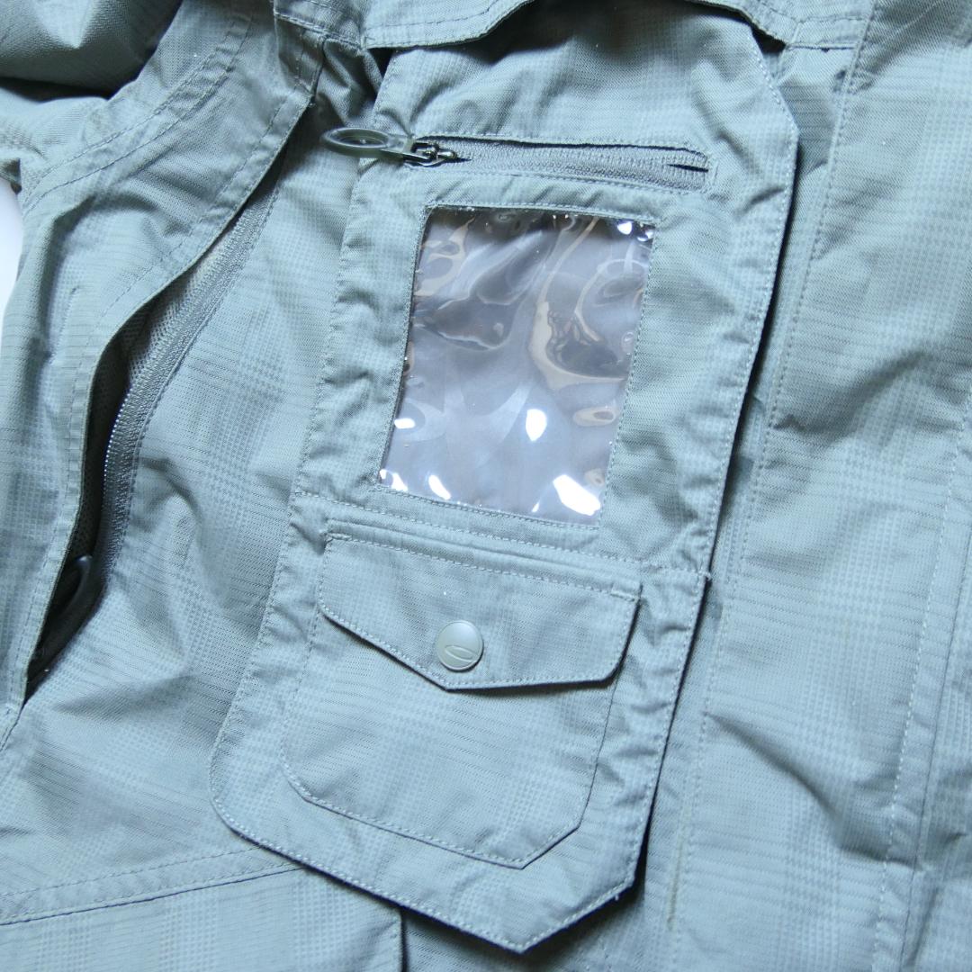 VINTAGE 90-00s L-XL Mountain Parka -OAKLEY-