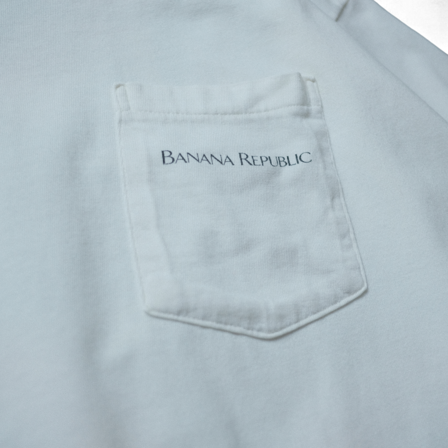 90s Pocket Tee -Banana Republic-