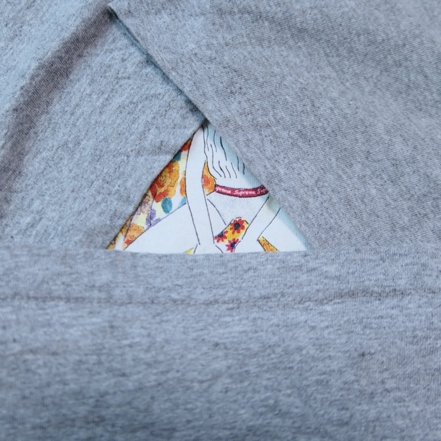 USED L-XL Art Tee "Bedroom" -Supreme-