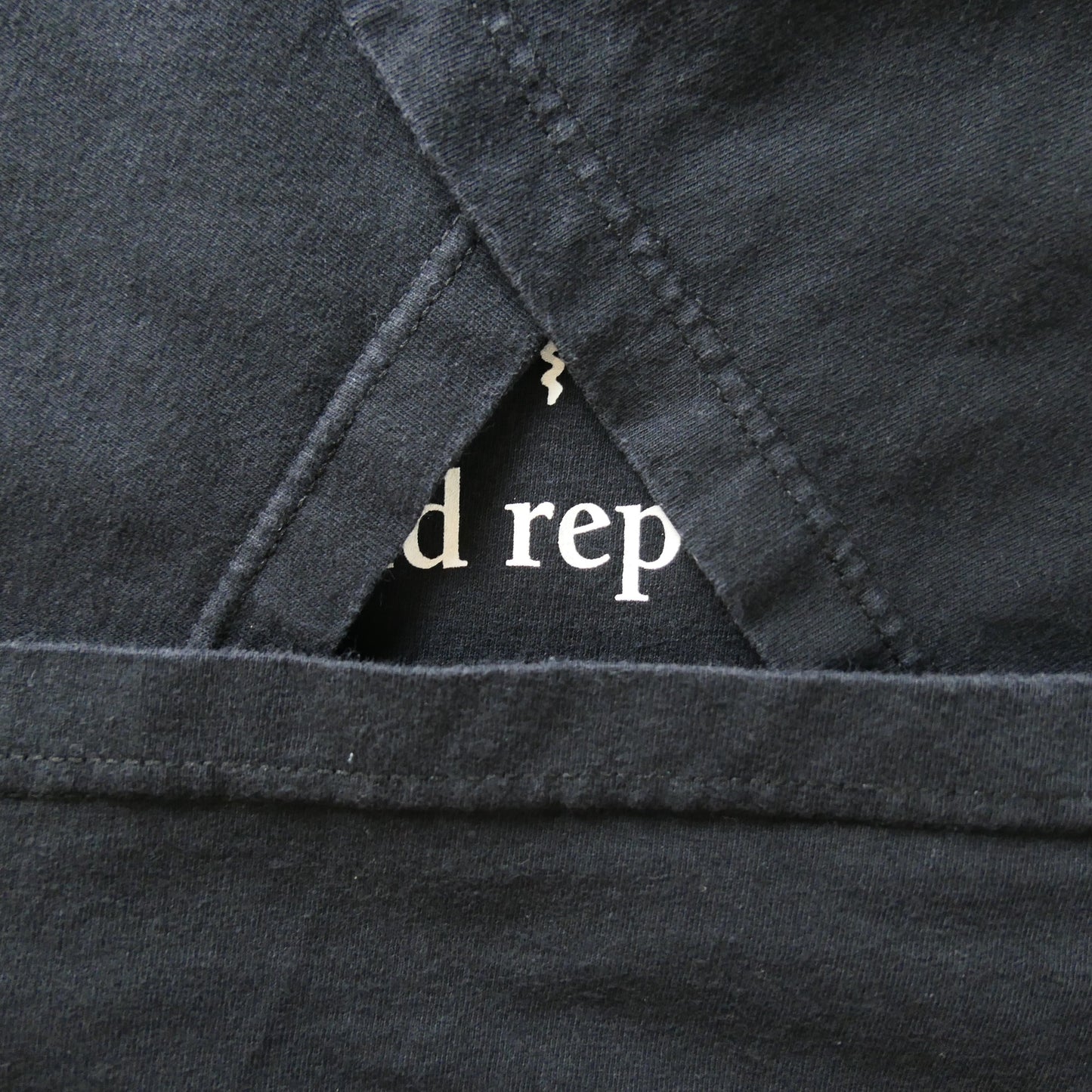 VINTAGE 00s L-XL Message Tee -... and repeat-