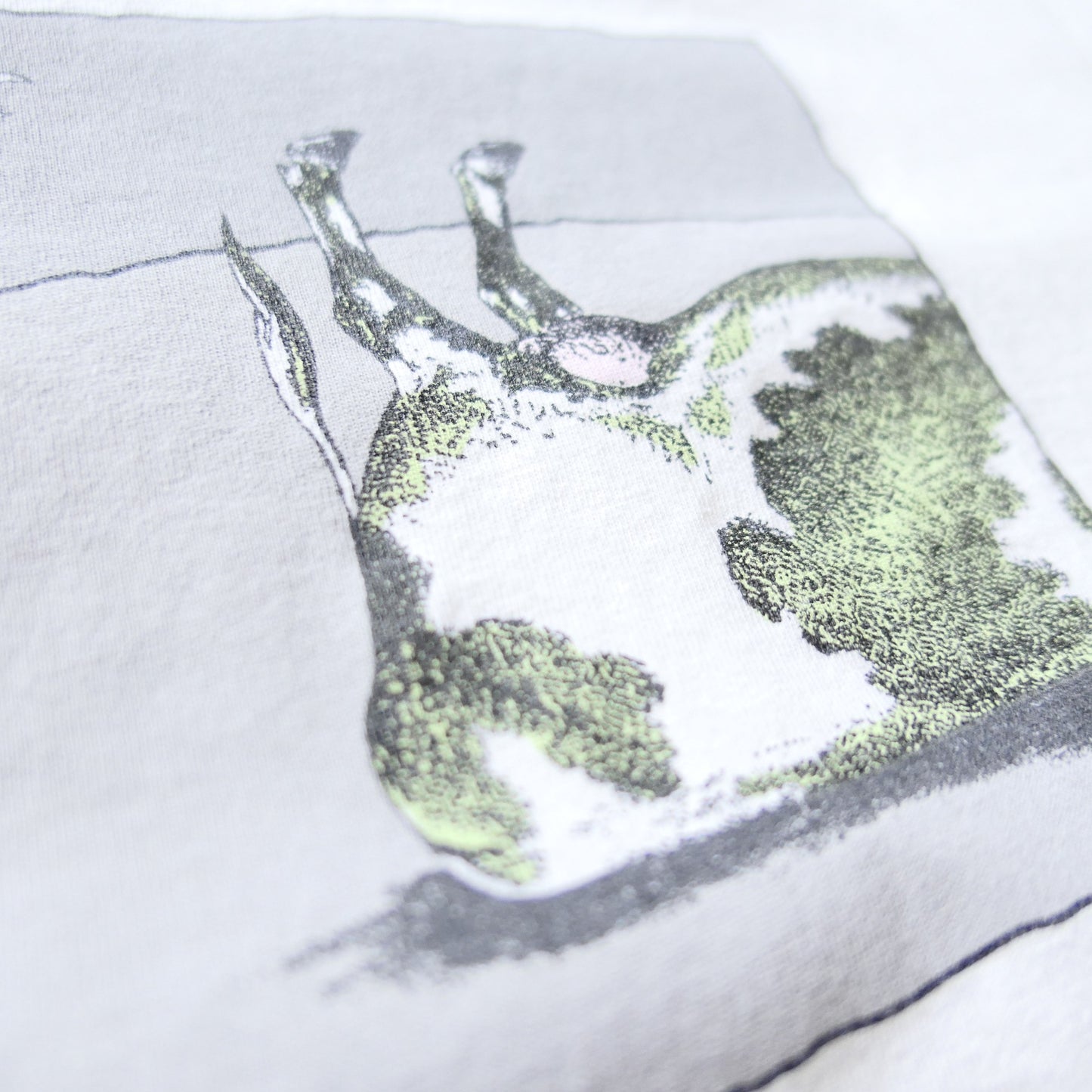 VINTAGE 90s L-XL Art Tee -Shoebox greetings-