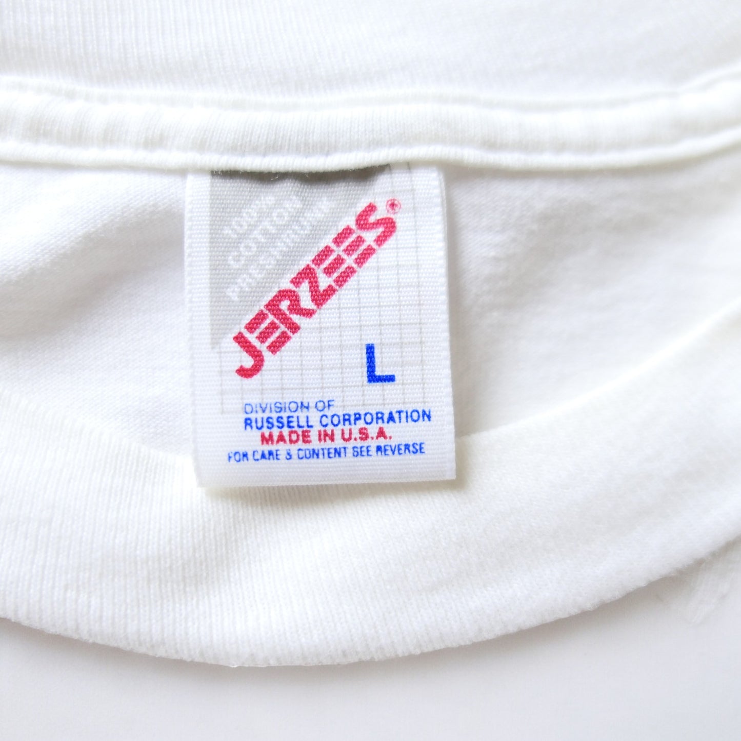 VINTAGE 90s L-XL Art Tee -Shoebox greetings-