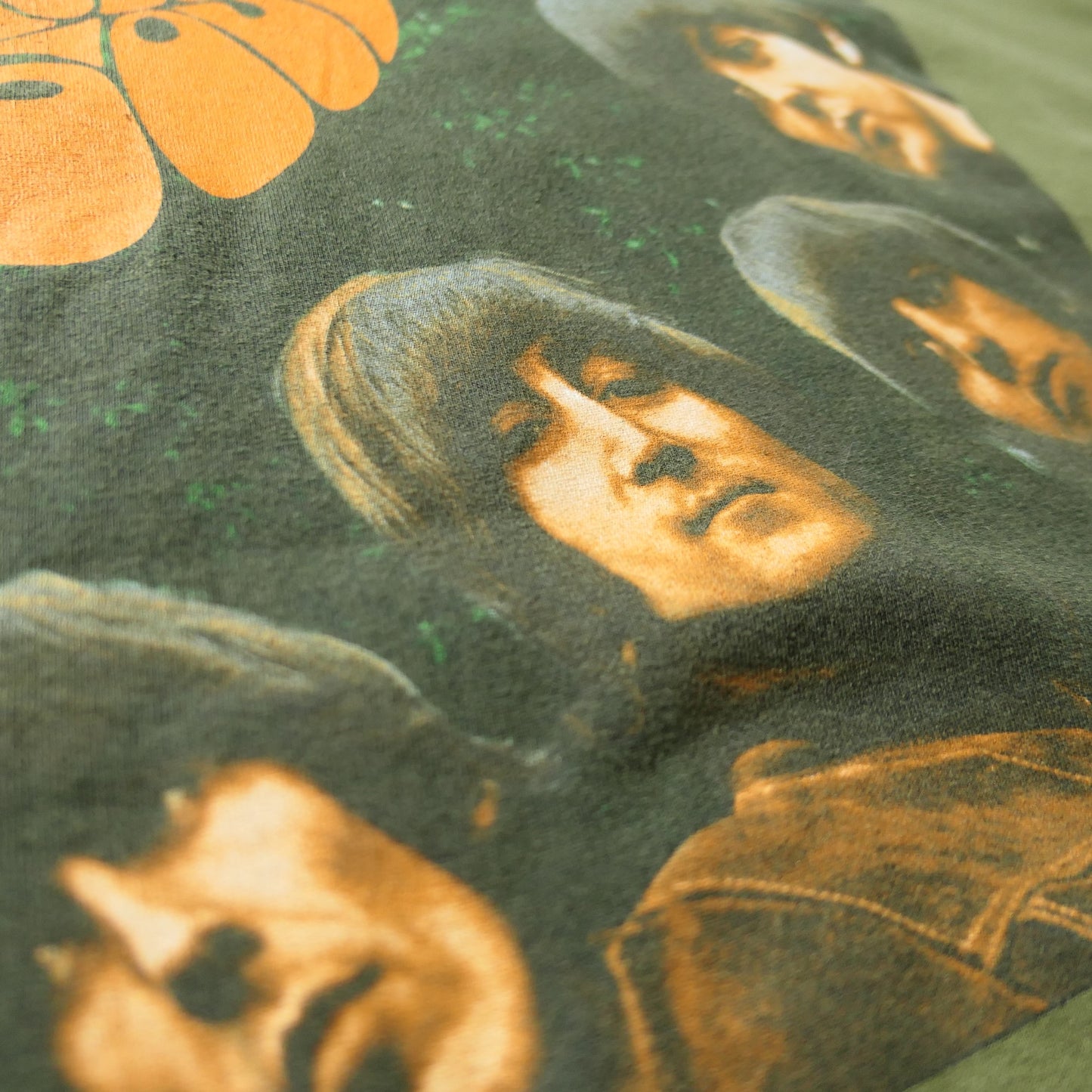 VINTAGE 00s XL Rock Band Tee "Rubber Soul" -The Beatles-