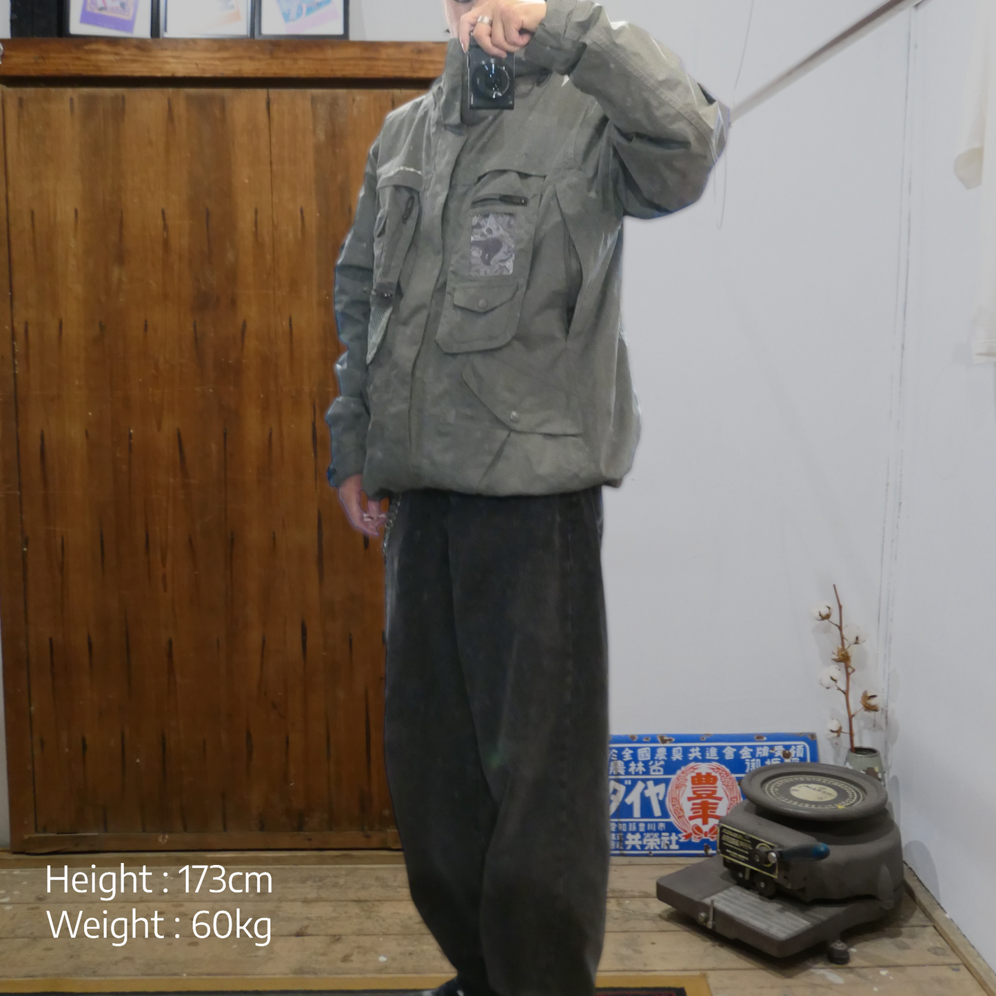 VINTAGE 90-00s L-XL Mountain Parka -OAKLEY-
