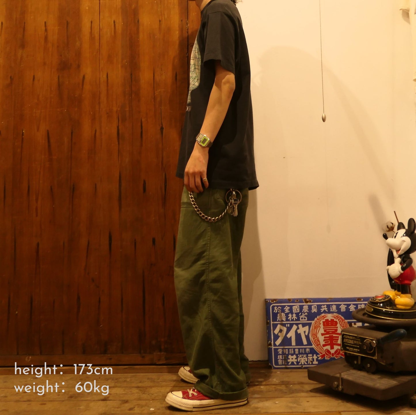 VINTAGE 90s L Art Tee -THE MOON-