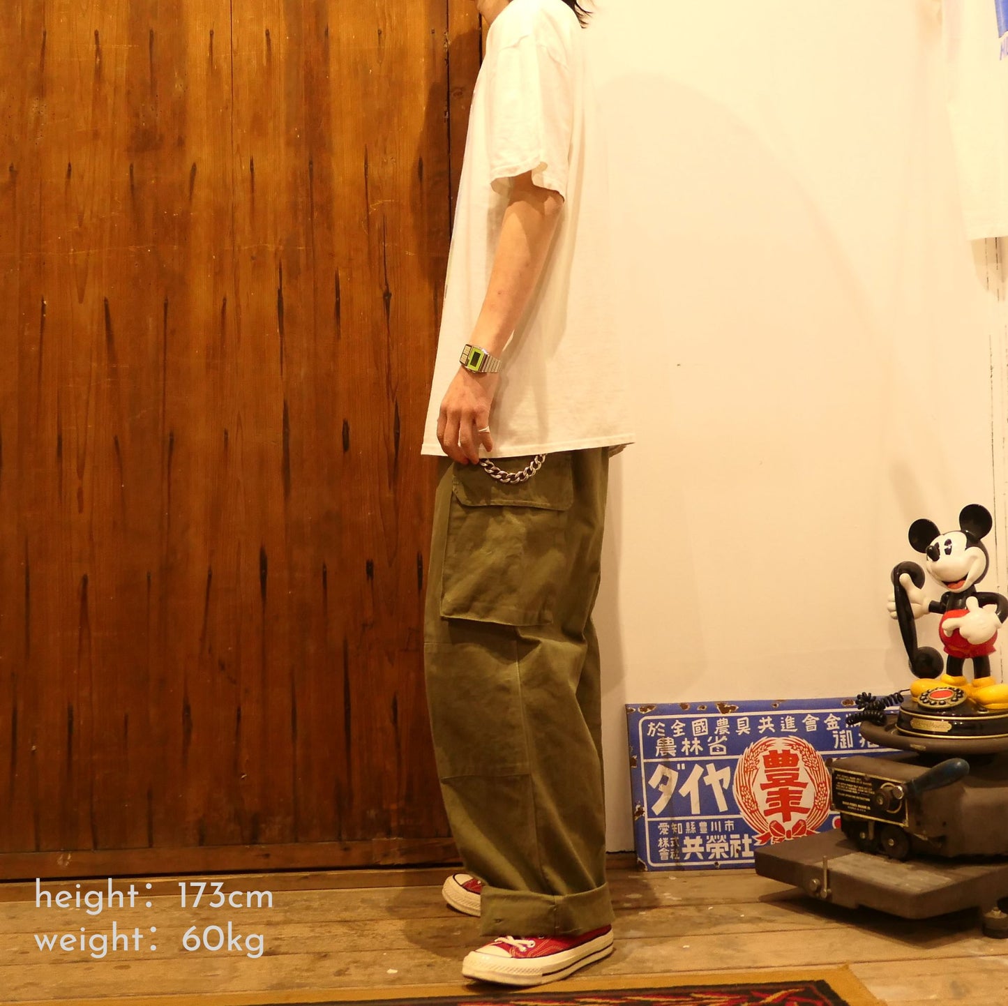 VINTAGE 90s XL Art Tee -Leanin' Tree-