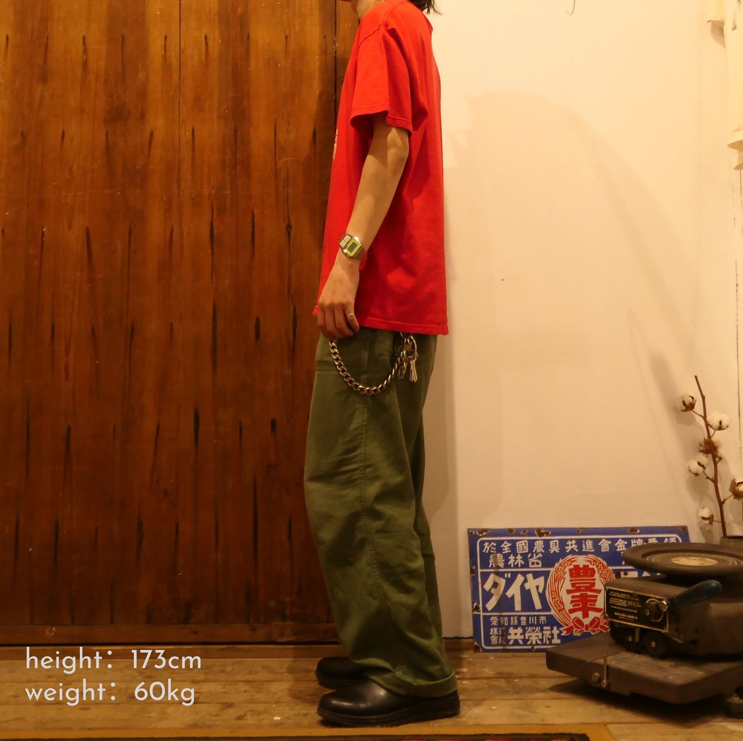 VINTAGE 00s L Animal Tee -GI APPAREL, INC.-