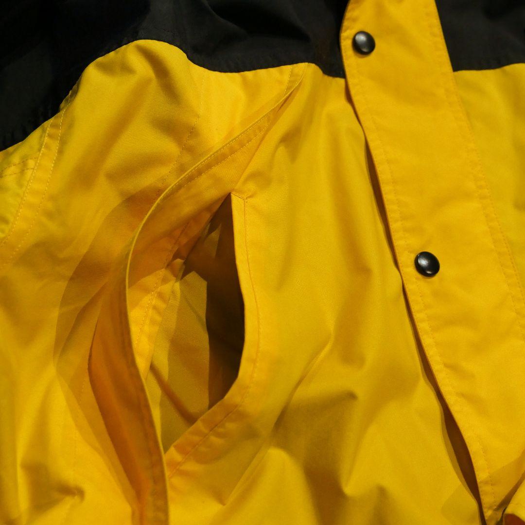VINTAGE 90-00s Nylon jacket -OLD UNIQLO-