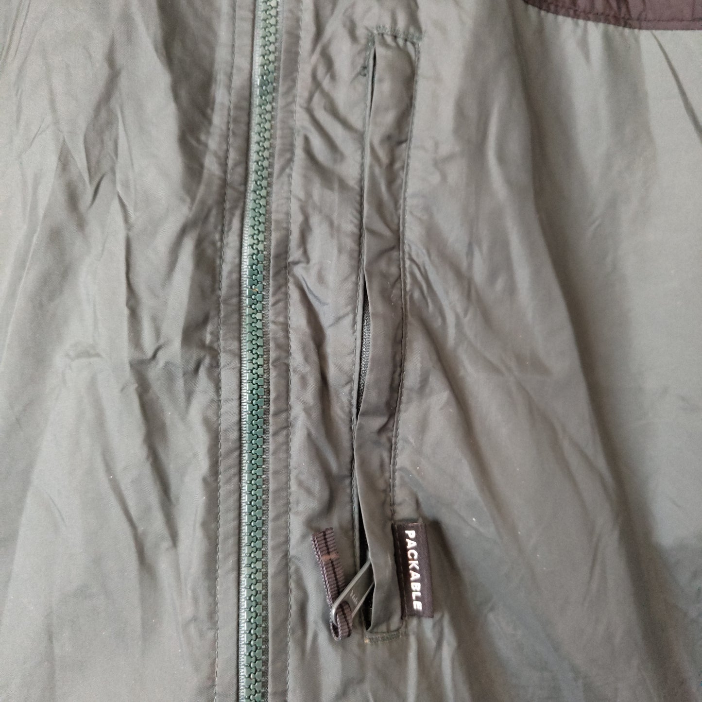 [Columbia] nylon jacket