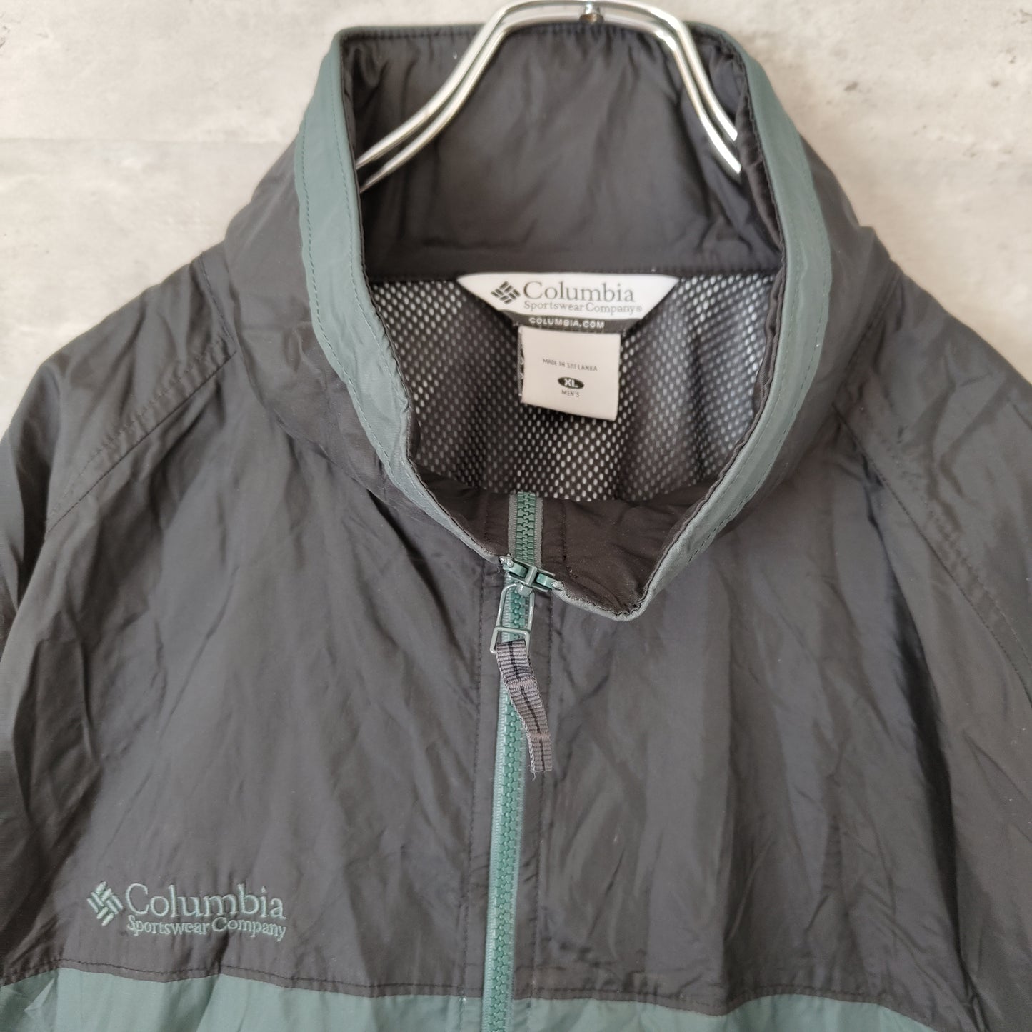 [Columbia] nylon jacket